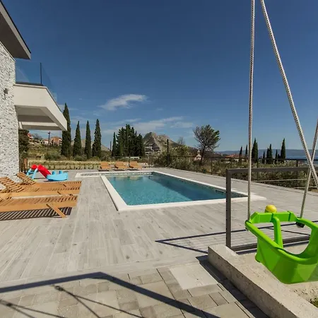 Villa Luxury Morena *