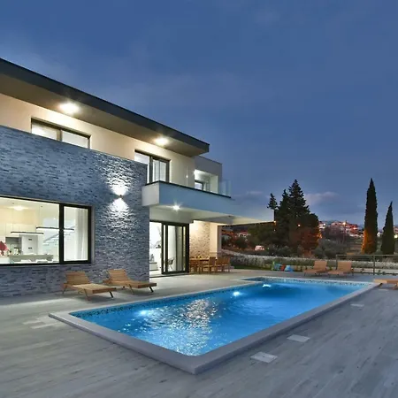 Vila Luxury Morena